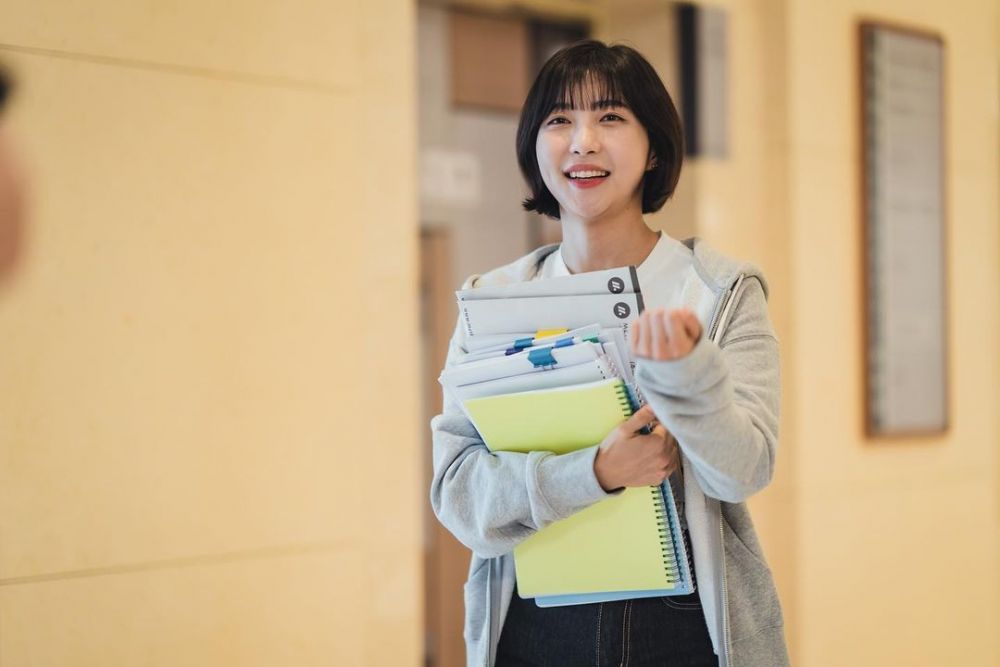 Fresh graduate perlu tahu cara mengisi profil LinkedIn yang baik.